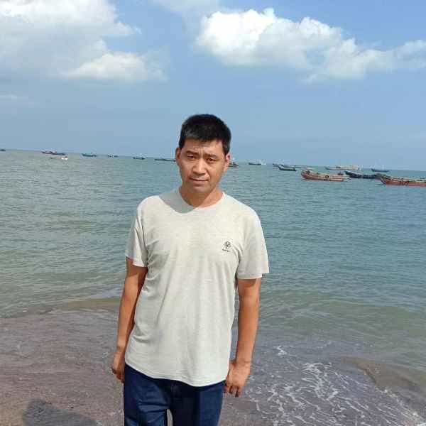 44岁岁辽宁单身帅哥 - 大庆吉缘网
